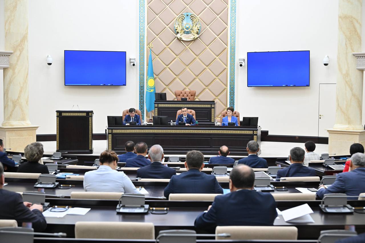 https://www.adyrna.kz/storage/uploads/2sIOX0hH1lL1fylodi3Rl7fp0xJ8mzgzILcXLnw6.jpg
