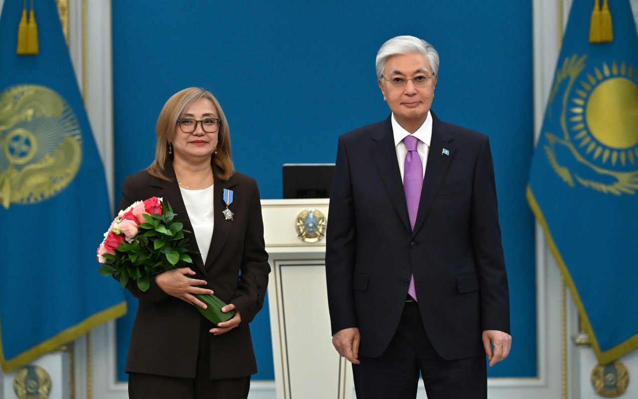 https://www.adyrna.kz/storage/uploads/ddYLHoBJOJxreTcbie839k73x7pmsTaV0msOLgey.jpg