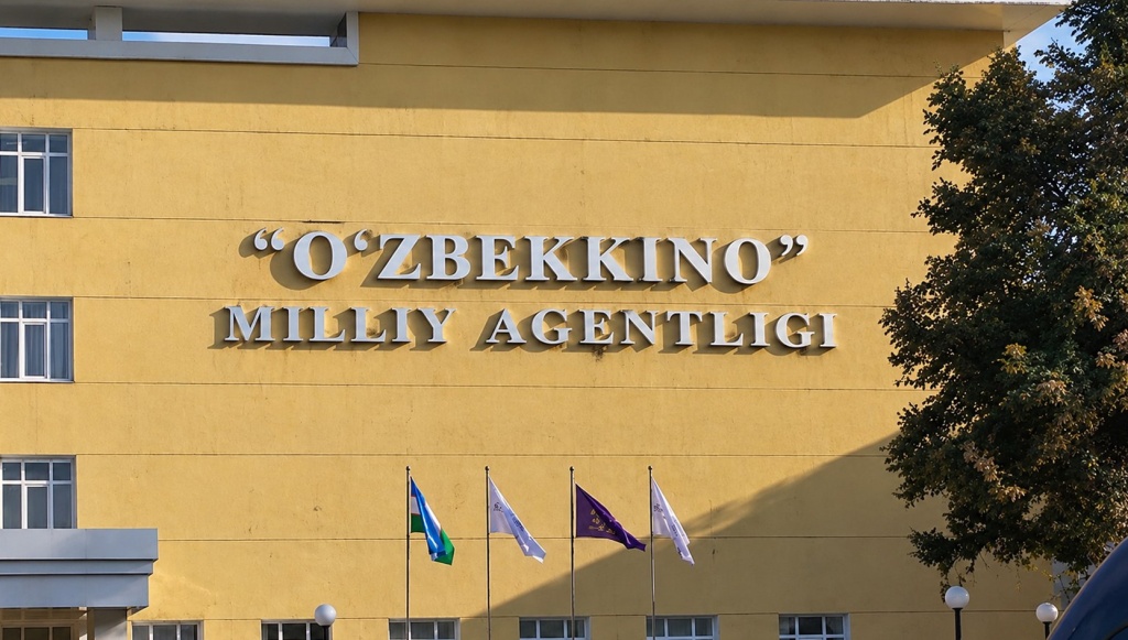 https://www.adyrna.kz/storage/uploads/oyqogM6JbHIV98UYex5oP1yuKeoUecSZsbMY2iHE.jpg