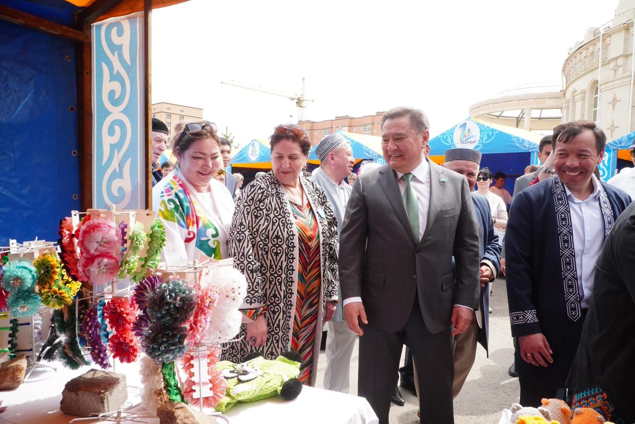 https://www.adyrna.kz/storage/uploads/yaJDxM9BBa1MbJNPrCfv85ziVPMlW9BtLexMJ2BU.jpg